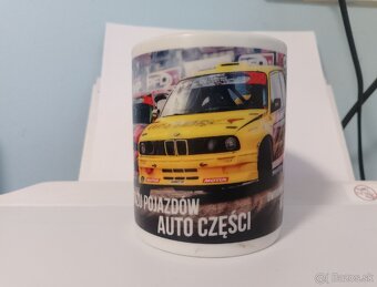 BMW a MITSUBISHI HRNČEK - 2