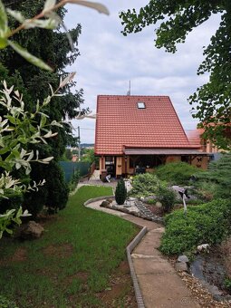 EXKLUZÍVNE na predaj krásny inteligentný 5 izb RD Nitra - 2