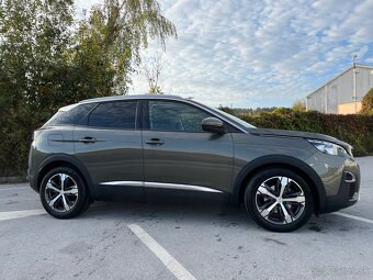 Peugeot 3008 1,6 BlueHDi Allure s bohatou výbavou - 2