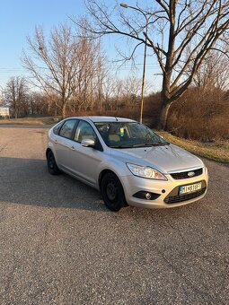 🚗 Na predaj: Ford Focus MK2 Hatchback (1.4i, 59 kW, 2010) - 2