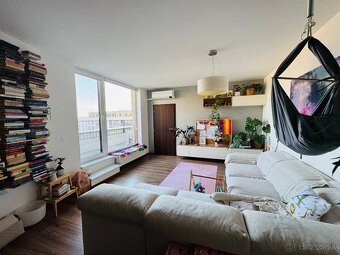 3 izbový byt s veľkým balkónom v Slnečniciach - 2