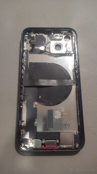 Housing pre iPhone 13 - 2