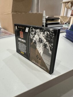 FUTBALOVÉ KARTY TOPPS FIFA 365 OBSIDIAN KARTIČKY - 2