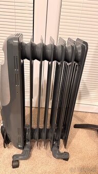 Predam 7 rebrove radiatori AEG RA 5520 -1500W - 2