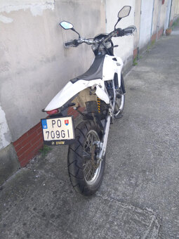 ---------pozor----bmw motorka za 2700€ - 2