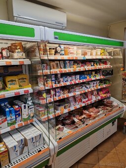 Chladiaca vitrina - 2