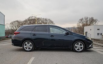 Toyota Auris 1.6i Automat LPG - 2