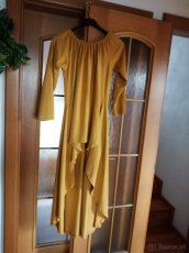 horčicové asymetrické šaty - 2