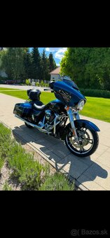 Harley Davidson Street Glide anniversary 115 - 2