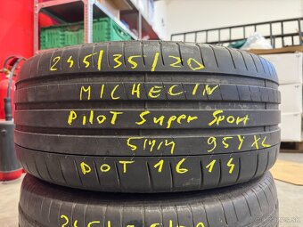 R20 245/35 Michelin Pilot super sport 95y xl 2x5mm dot1815-1 - 2