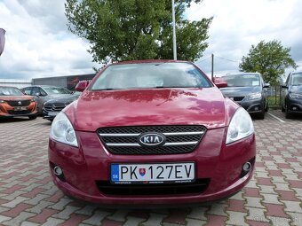 Kia Ceed 1,4i 77kW manuál 5 st., 5 dverová klíma - 2