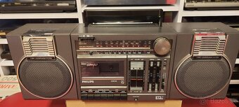Predám vintage boombox Philips D-8234 - 2