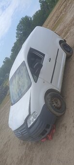 Vw Caddy 1,9 SDI na náhradné diely - 2