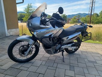 Honda Transalp 650 - 2