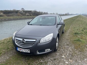 Opel Insignia 2.0 CDTI 160k Cosmo - 2