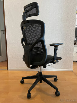 KANCELÁRSKA STOLIČKA ERGONOMICKÁ / KANCELÁRSKE KRESLO - 2