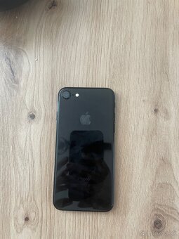 iPhone 7 128GB - 2