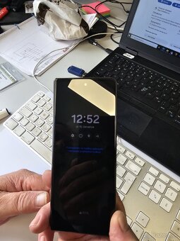 Samsung Galaxy Z Fold 4 - 2