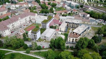 Luxus v CENTRE MESTA, 4 izb. byt o výmere 171 m2 s terasou - 2