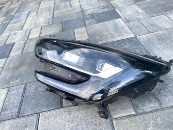 Renault Megane IV 2015- - 2
