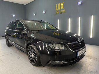 Škoda Superb elegance 3,6 V6, 4x4 - 2