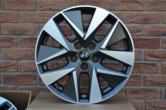 5x114,3 R18 Hlinikove disky Original Hyundai Tuscon - 2