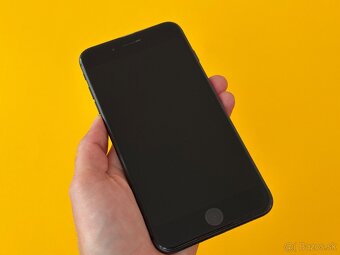 iPhone 8 Plus 256GB Black - 2