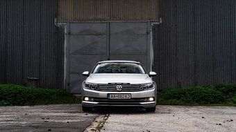 Volkswagen Passat Variant 2.0 TDI BMT Business Comfortline - 2