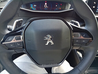 Peugeot 208 1.2 PureTech 130k EAT8 - 2