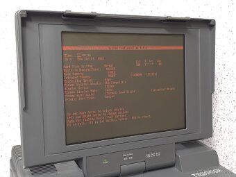 RETRO LAPTOP 》 TOSHIBA T3200SX 》HISTORICKÝ NOTEBOOK - 2