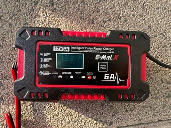 Nabíjačka na autobatérie 6A 12V - Nová - 2