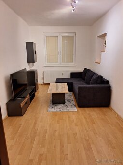 Predam 2 izbovy byt Vrable - 2