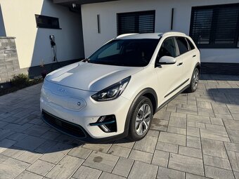 Kia E-Niro 150 kw, 64 kwh - odpočet DPH - 2