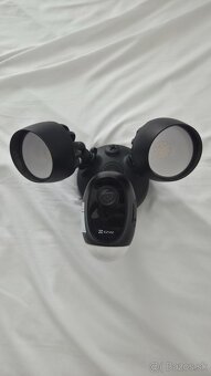 Predám bezpečnostnú kameru ezviz lc1c - 2