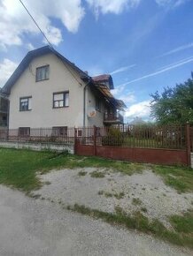 ZNÍŽENÁ CENA - na predaj rodinný dom v dedine Jasov - 2