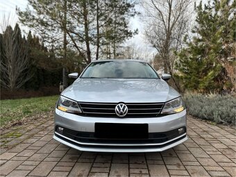 VOLKSWAGEN JETTA HIGHLINE - 2