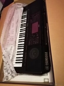 Predám Yamaha psr sx920. - 2