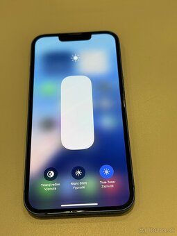 Predám Apple iPhone 13 128GB Blue Bežné známky používania - 2