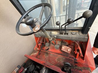 Vysokozdvižný vozik hyster 2.5t - 2