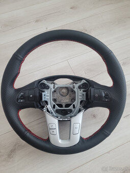 KIA CEED-KOŽENÝ VOLANT - 2