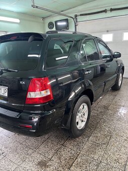 Kia Sorento - 2