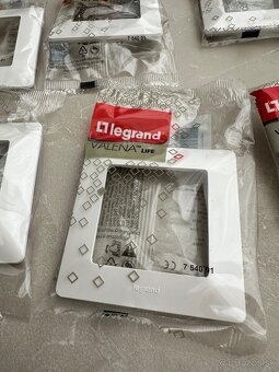 Legrand Valena Life rozne vypinace a ramiky - 2