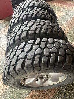 Predam pneumatiky 235/70r16 T3 - 2