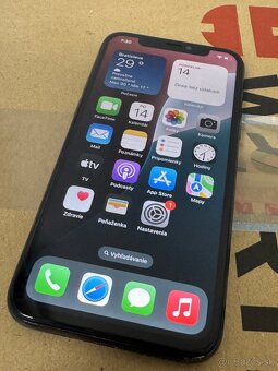 iPhone 11 Pro – 256GB - 2