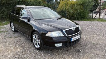 Škoda Octavia Combi 2.0 TDI Elegance DSG - 2