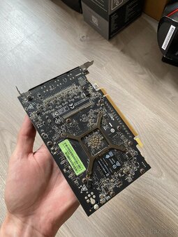 GPU - Radeon pro WX 5100 - 2