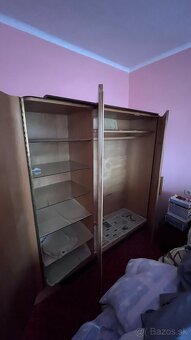 Stare skriňe/ nábytok - 2