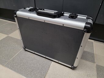 Kufrík na náradie - 2