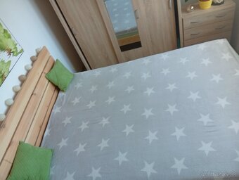 Predám posteľ 140x200 - 2