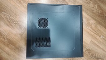 Predám kancelársky pc - 2